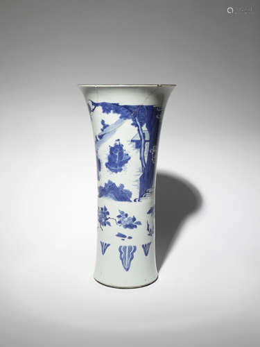 A CHINESE BLUE AND WHITE SLEEVE VASE TRANSITIONAL C.1640 Painted with an official bowing to the