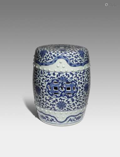 A CHINESE BLUE AND WHITE BARREL-SHAPED GARDEN SEAT QING DYNASTY Painted to the sides with continuous