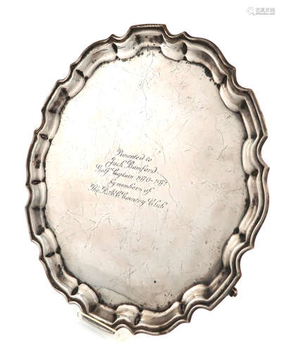 A modern presentation silver salver, by Roberts & Dore, Birmingham 1970, circular form, moulded