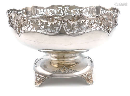 A silver bowl, by Robert Pringle, Sheffield 1937, circular form, pierced trailing grape-vine