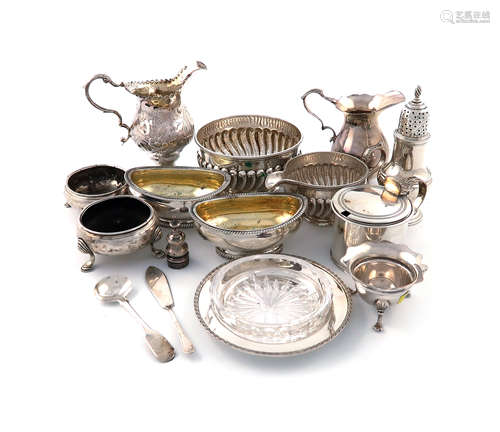 A mixed lot of silver items, various dates and makers, comprising: a pair of George III salt