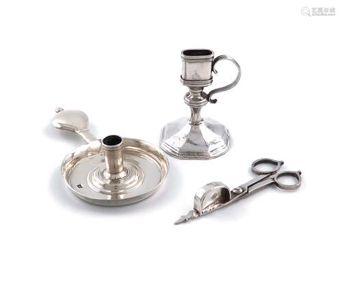 A George III miniature silver snuffer stand and scissor snuffers, by David Clayton, London circa