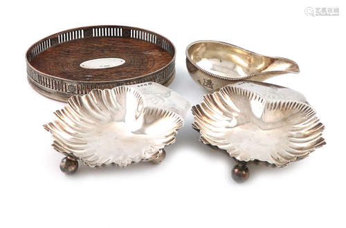 A mixed lot of silver items, comprising: a pair of Victorian butter dishes, by Horace Woodward & Co,