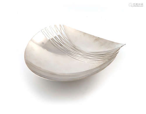 By Ane Christensen, a modern silver bowl, London 2006, shallow shaped circular form, the centre with