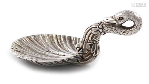 A Victorian silver caddy spoon, by Prattinton and Currie, London 1846, shell shaped bowl, the handle