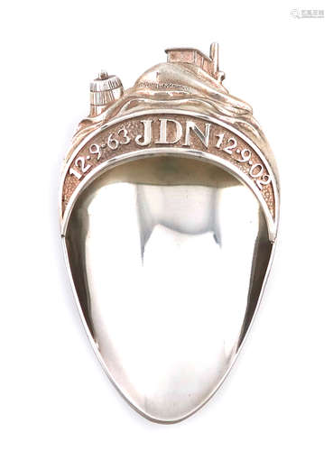 A modern Britannia standard silver commemorative Norie caddy spoon, by Mike Softley, London 2005