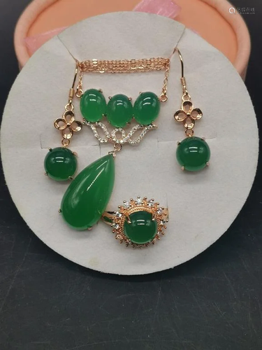 Chinese Green Ring,Necklace and Earring Set