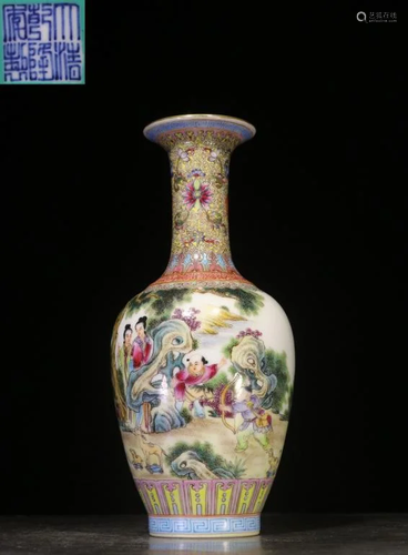 Republican Chinese Hand Paint Porcelain Vase,Mark