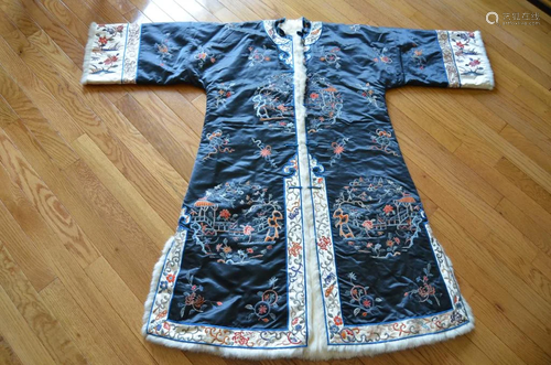 Vintage Chinese Embroidered Robe Jacket