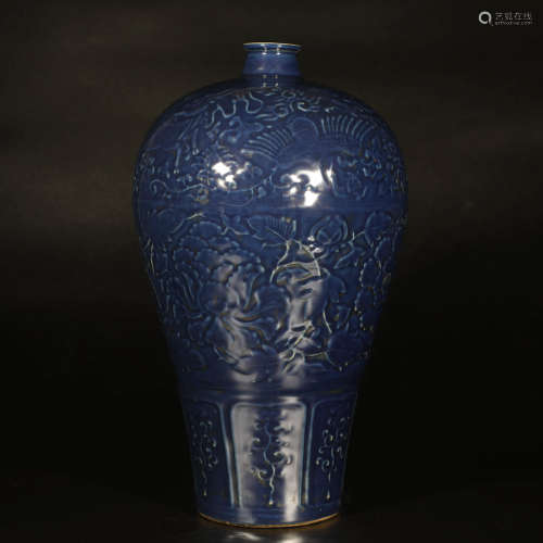 A Chinese Sacrificial Blue Glaze Phoenix Pattern Floral Porcelain Vase