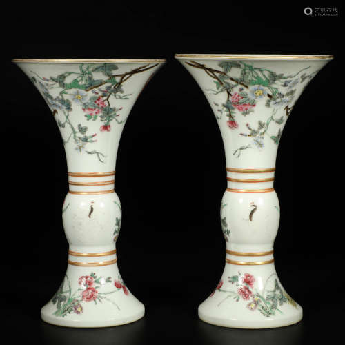 A Pair of Chinese Famille Rose Flower&Bird Pattern Porcelain Flower Vase