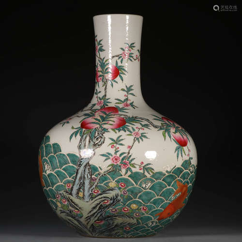 A Chinese Famille Rose Painted Porcelain Vase