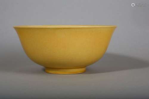 A CHINESE YELLOW-GLAZED BOWL.