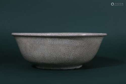 A CHINESE CRACKLE-GLAZED BOWL.