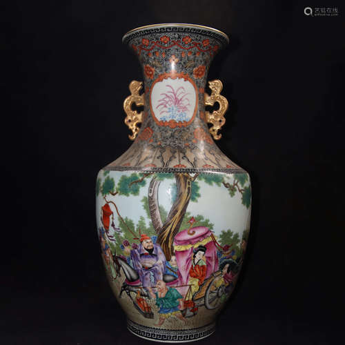 A Chinese Enamel Porcelain Vase