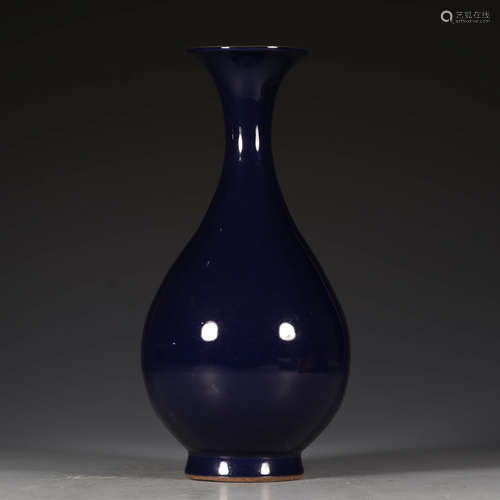 A Chinese Deep Blue Glazed Porcelain Bottle Vase