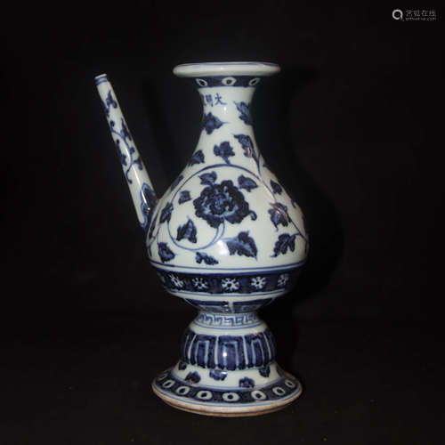 A Chinese Blue and White Porcelain Ewer