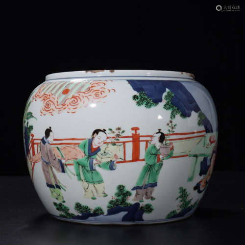 A Chinese Multicolored Figure Porcelain Jar