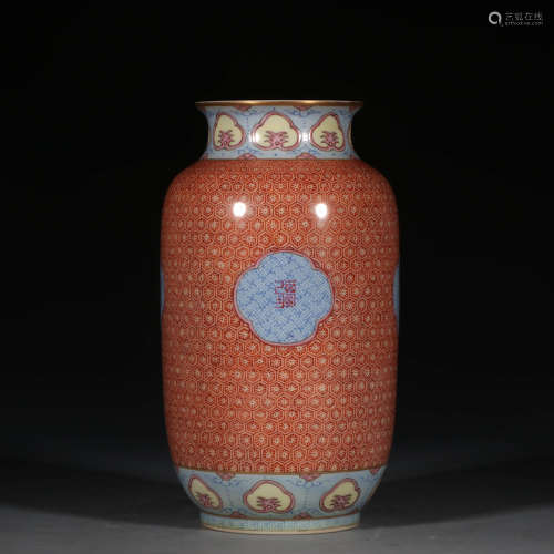 A Chinese Iron Red Gilt Porcelain Vase