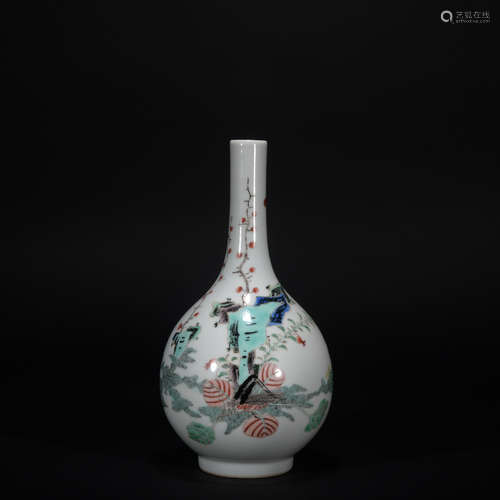 A Chinese Multicolored Porcelain Bottle Vase