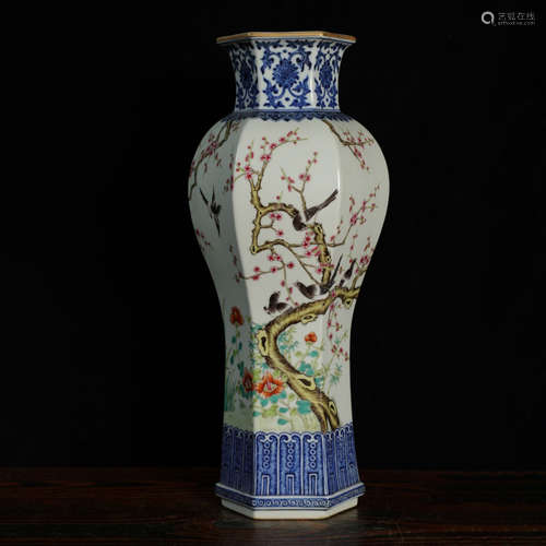 A Chinese Blue and White Famille Rose Flower And Bird Porcelain Vase