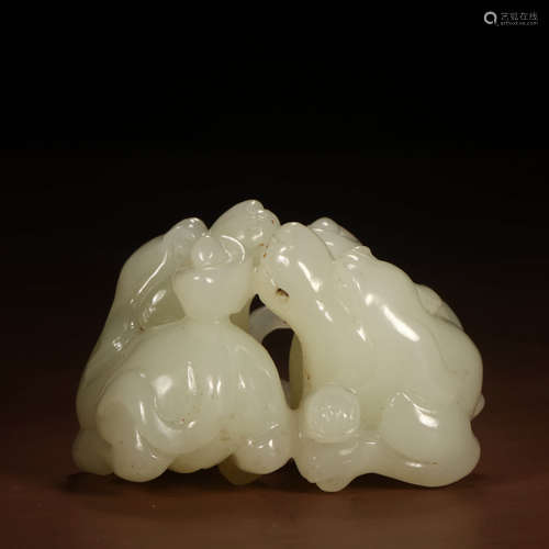 A Chinese Hetian Jade Ornament