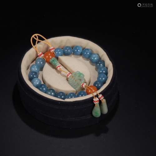 A Chinese Aquamarine Bracelet