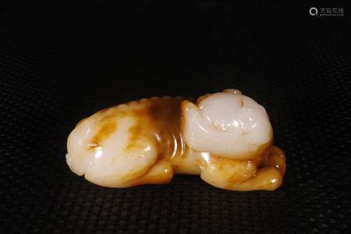 A Chinese Hetian Jade Beast Ornament