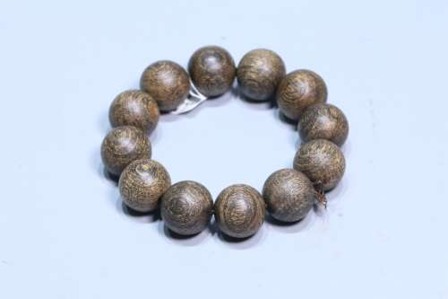 A Chinese Agarwood Bracelet