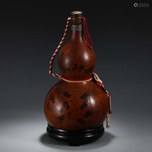 A Chinese Calabash Vase