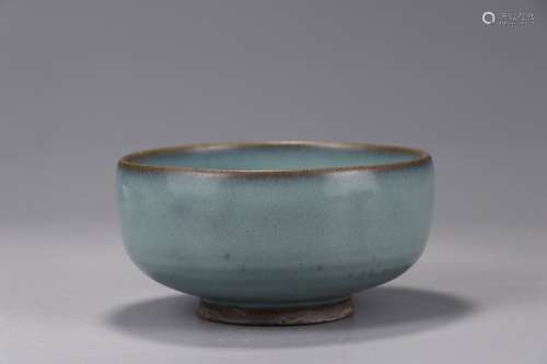 A Chinese Porcelain Jun Kiln Bowl