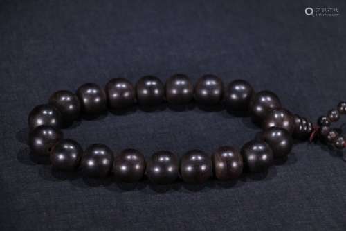 A Chinese Agarwood Bracelet