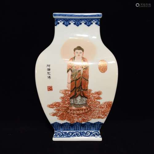 A Chinese Porcelain Alum Red Figure Square Vase