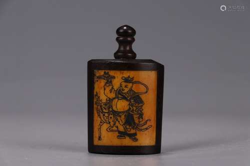 A Chinese Agarwood Snuff Bottle Embeded Bone