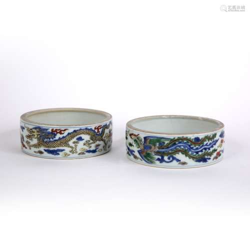 Pair of wucai decorated brush washers Chinese, 19th Century depicting two dragons chasing the