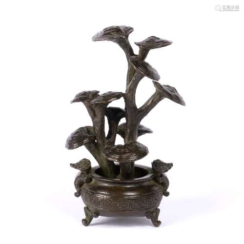 Bronze scroll weight Japanese depicting mushrooms from a pot, 8.5cm high