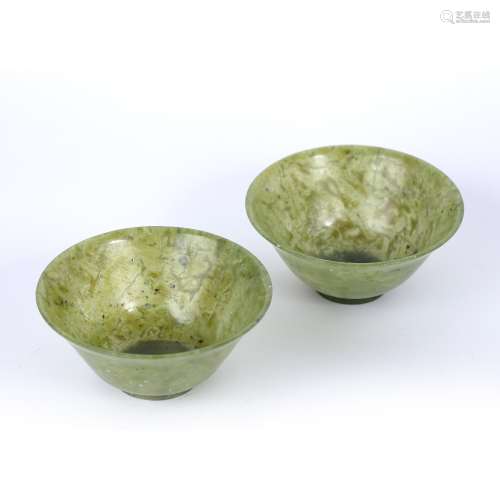 Pair of bowenite bowls Chinese 12.5cm across, 5.5cm high