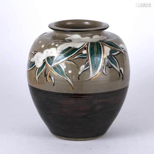 Stoneware vase Japanese, Kozan Studio bulbous oviform with short rimmed neck around the mouth, the