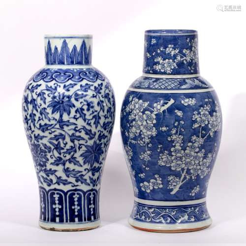 Two blue and white vases Chinese, 19th Century the first decorated in Indian lotus leaf pattern with