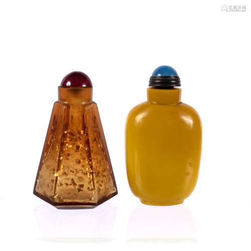 Amber glass snuff bottle Chinese, 20th Century of hexagonal form with gold flake decoration and