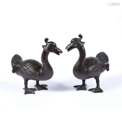 Bronze phoenix style water birds Japanese, Meiji period with crested head feather, ornamental