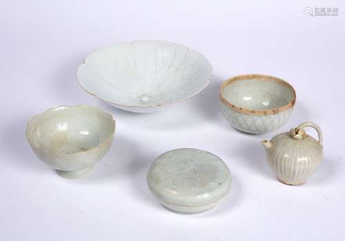 Group of Qingbai porcelain Chinese, Yuan period (1271-1368) to include a lidded bowl with incised
