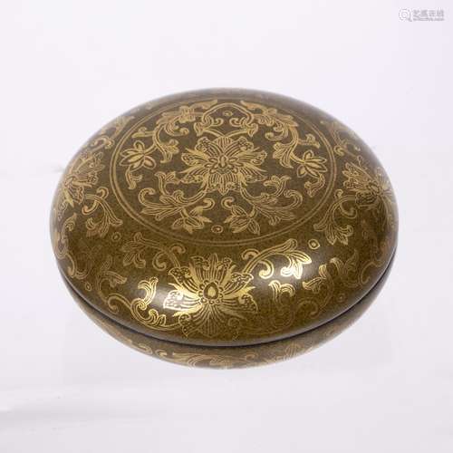 Tea dust porcelain ink pot and cover Chinese with gilt trailing lotus designs, Qianlong seal mark in