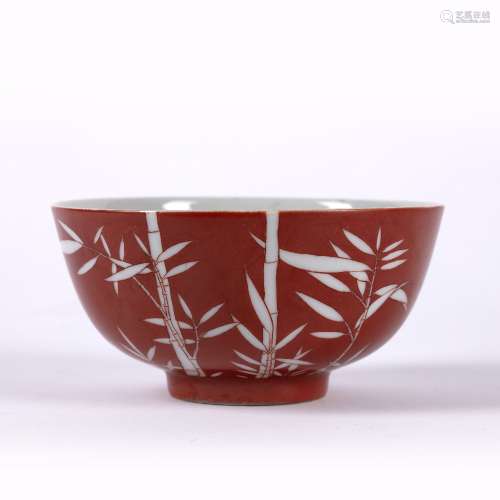 Coral porcelain bowl Chinese, Tongzhi (1862-1874) with bamboo palms around the edge, mark in
