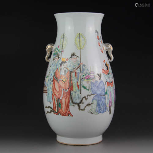 A Chinese Famille Rose Figure Painted Porcelain Vase