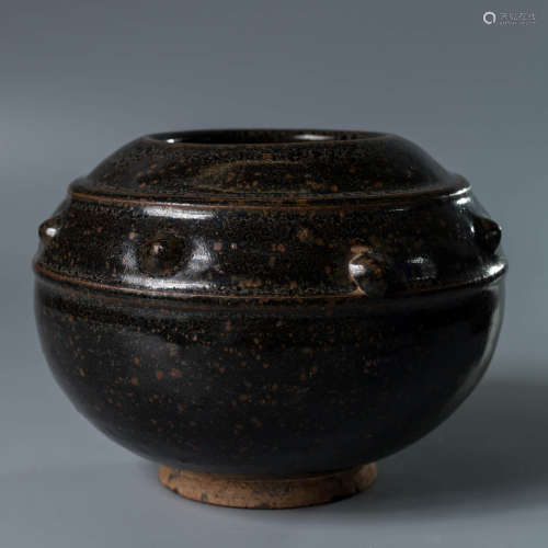 A Chinese Ugyen Glazed Porcelain Jar