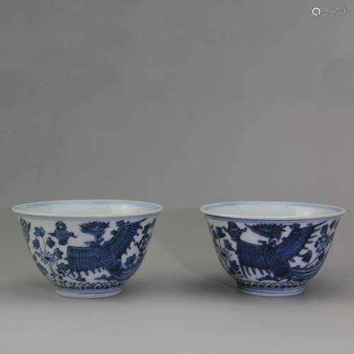 A Pair of Chinese Phoenix Pattern Porcelain Cups