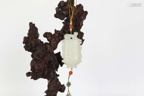 18th, Hetian jade sachet