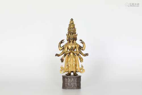 A gilt bronze Thousand-Hand Guanyin, 18th century