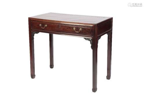 FINE HUANGHUALI DESK, KANGXI PERIOD